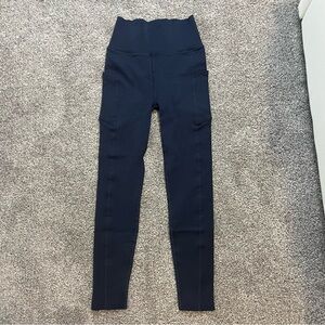 Fabletics NWT High-Waisted Sculpt Knit Pocket Leggings Size M